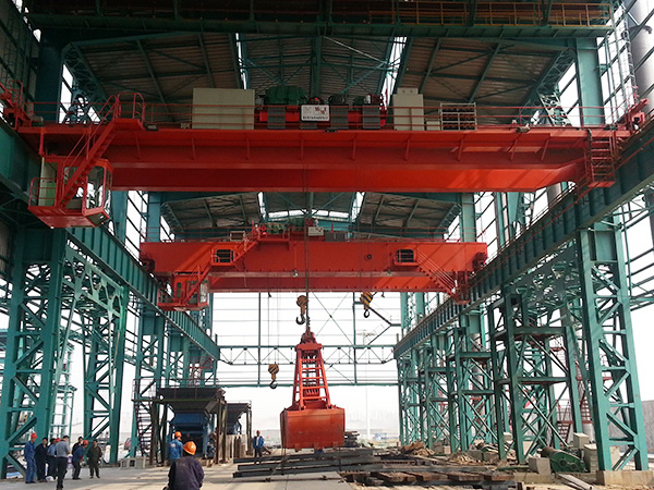 抓斗吊钩两用双梁桥式起重机1.jpg